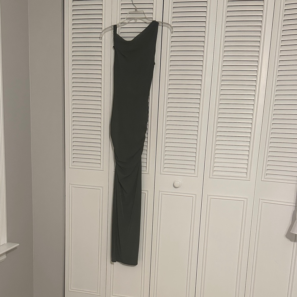 Elegant dark Green One-Shoulder Dress